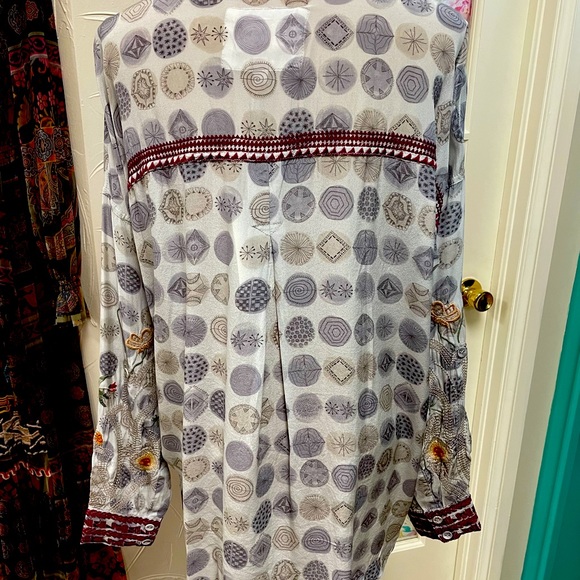 Johnny Was Blouse - Picture 3 of 3